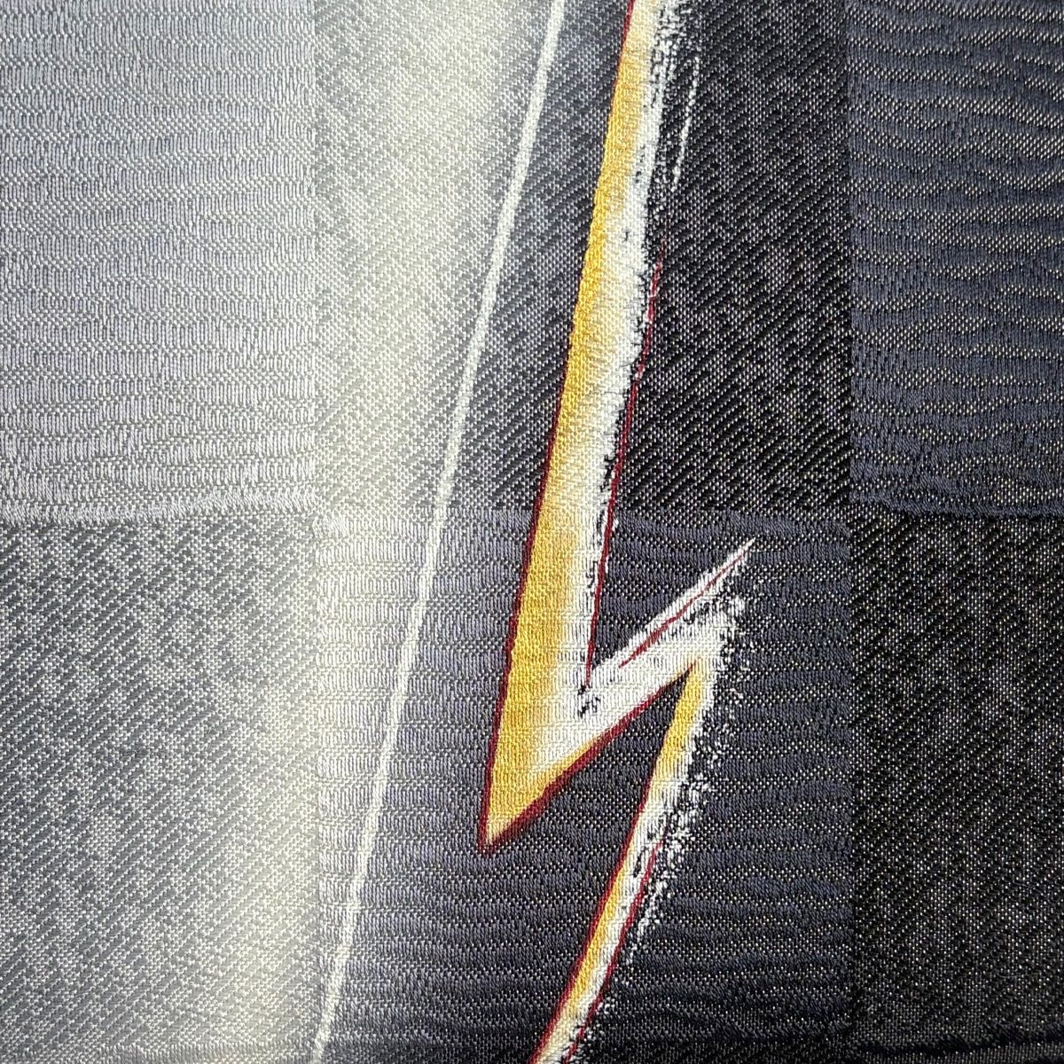 袋帯 秀品 稲妻文 市松 金彩 金糸 灰色 お太鼓柄 正絹