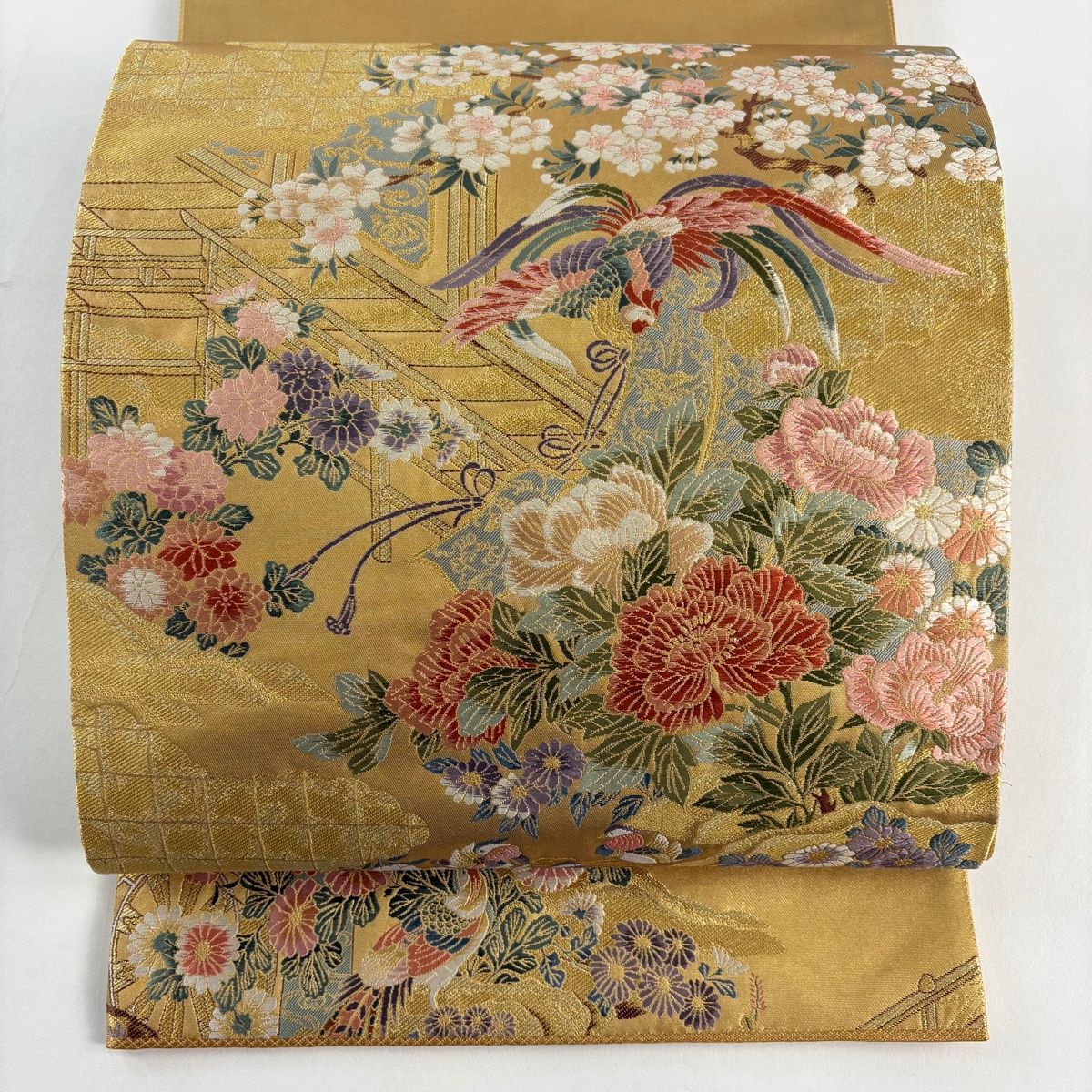 袋帯 秀品 関西仕立て 草花 鳥 金糸 箔 金色 お太鼓柄 正絹