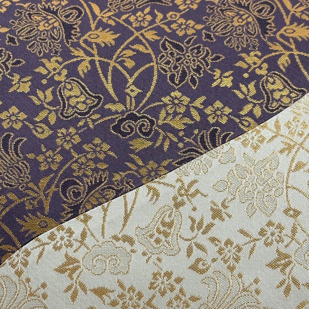 丸帯 秀品 草花 箔 濃紫 お太鼓柄 正絹