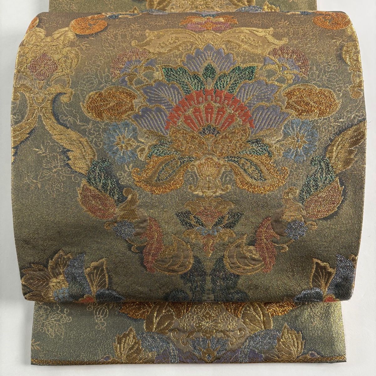 袋帯 秀品 草花 箔 金糸 金色 六通 正絹