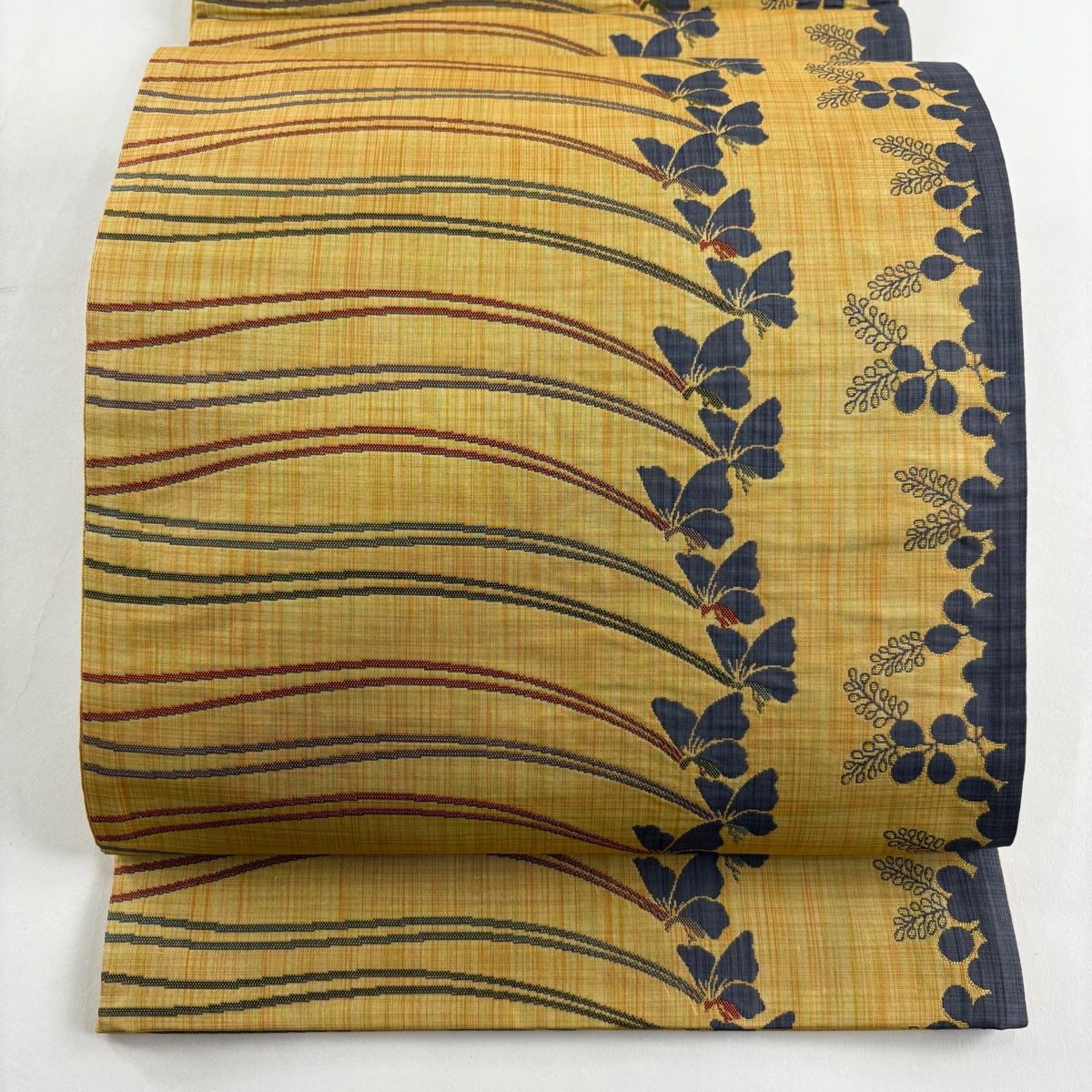 袋帯 秀品 陶漆 紬地 蝶 萩 黄土色 六通 正絹