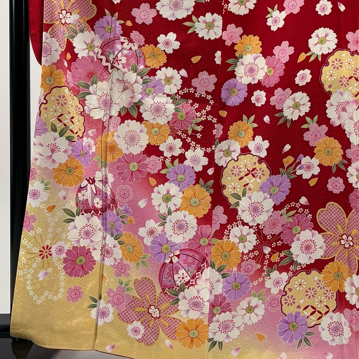 振袖 身丈164.5 cm 裄丈66 M 袷 桜 箔 ぼかし 赤 正絹