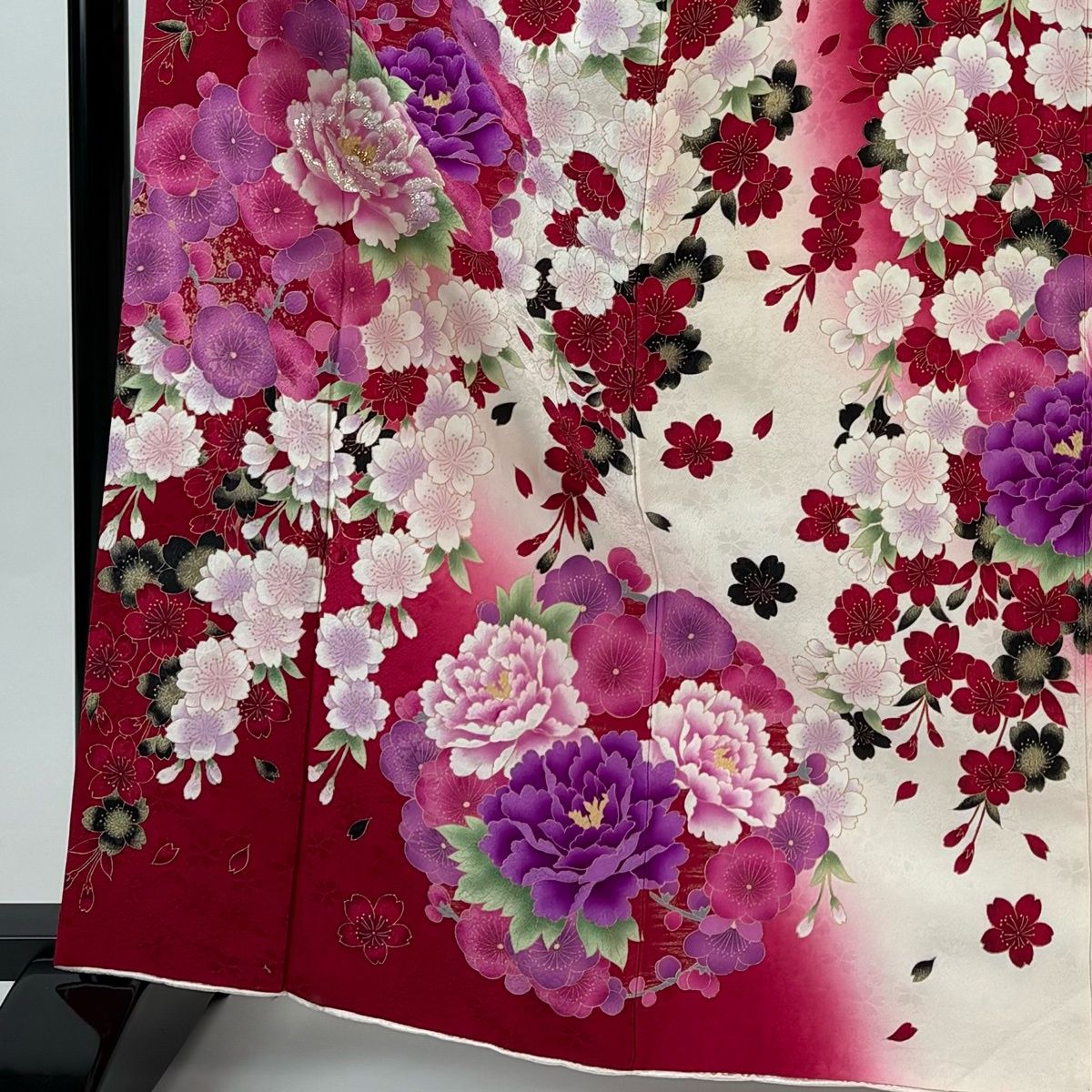 振袖 身丈165 cm 裄丈65.5 M 袷 牡丹 桜 箔 金彩 赤 正絹