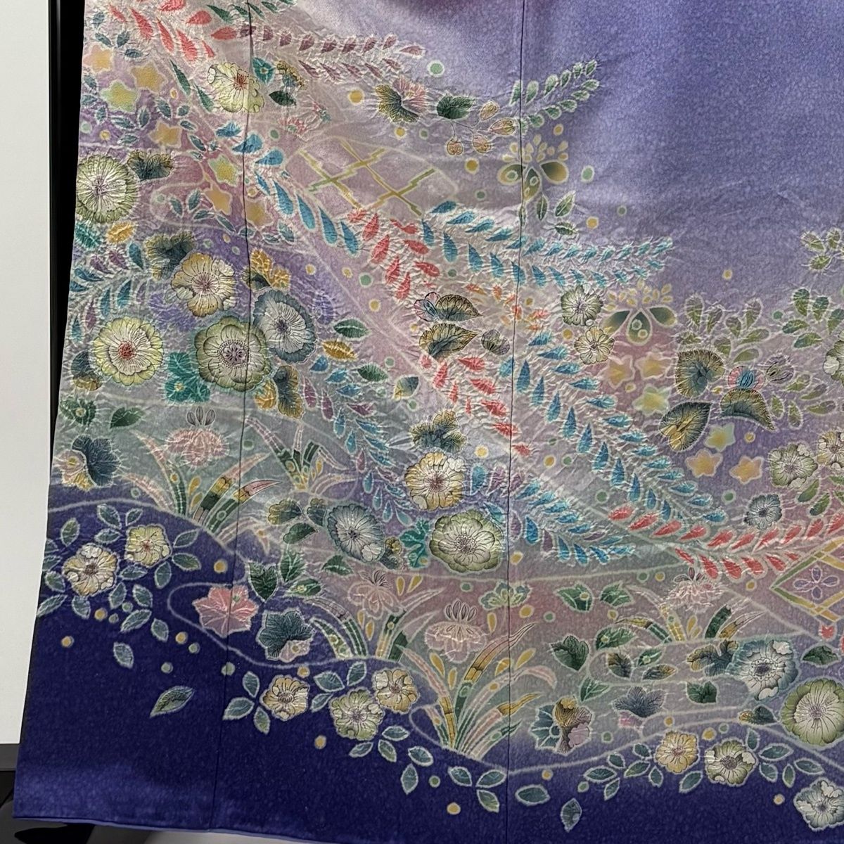 振袖 身丈165.5 cm 裄丈65.5 M 袷 鈴乃屋 落款 辻が花 扇面 銀通し ぼかし 薄紫 正絹