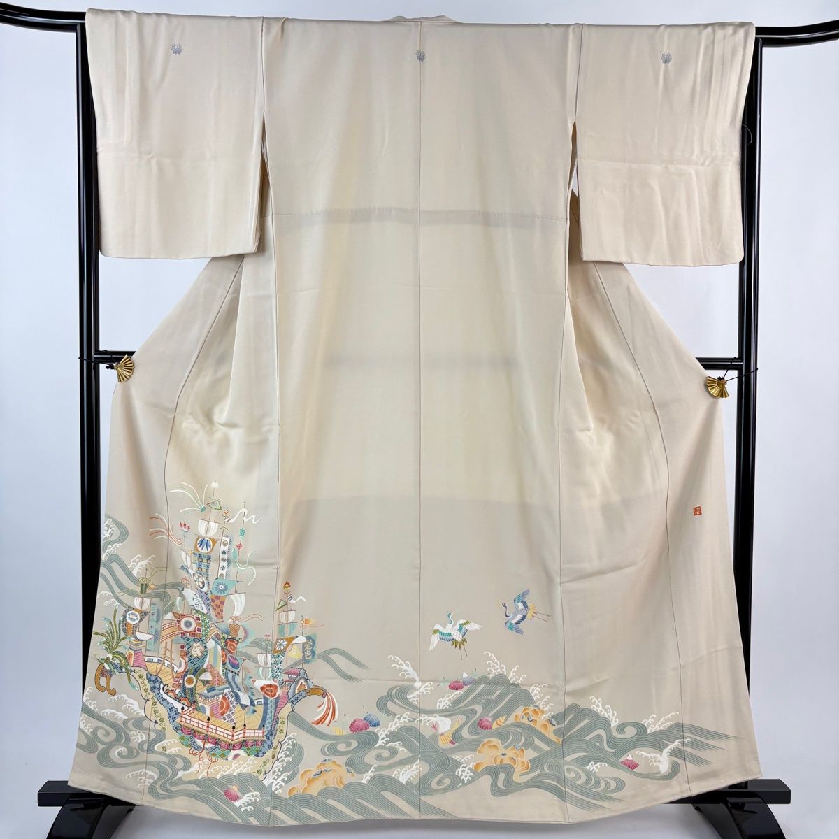 色留袖 身丈160 cm 裄丈65 5 M 袷 落款 船 ベージュ 正絹 三つ紋