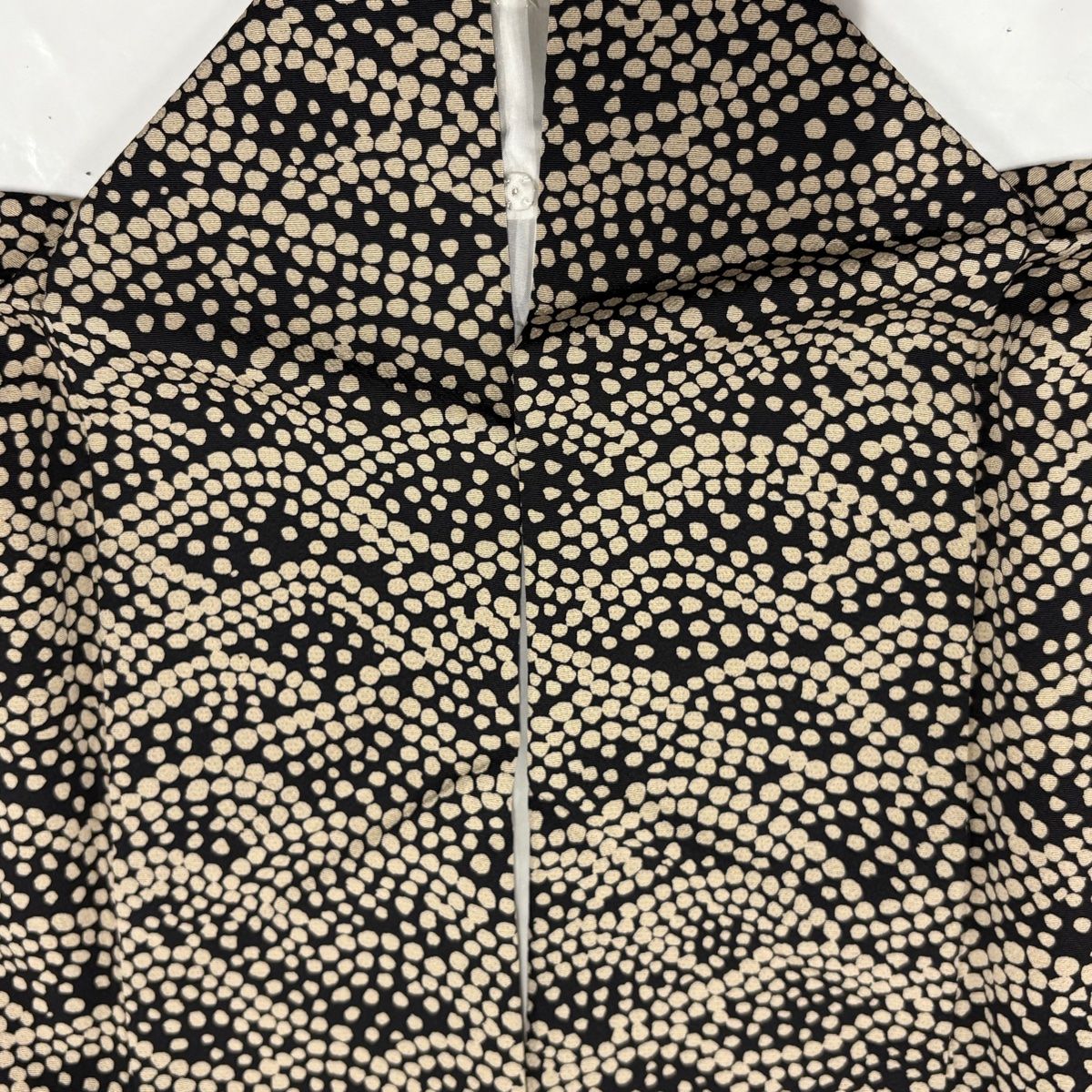  小紋 身丈158 5 cm 裄丈64 M 袷 花井幸子 落款 波 幾何学 黒 正絹 小紋 着物