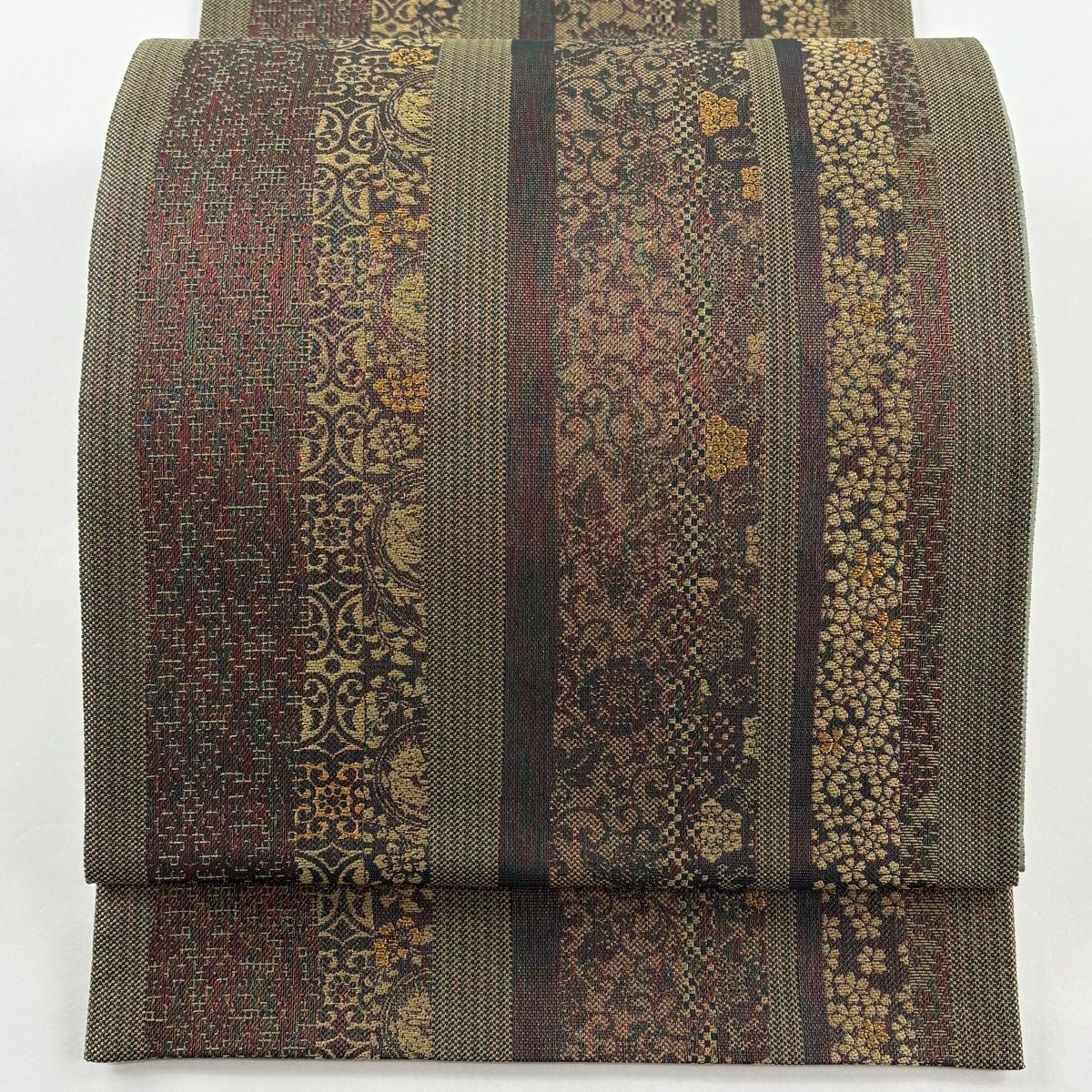 袋帯 証紙 縞 花唐草 金糸 鶯色 全通 正絹