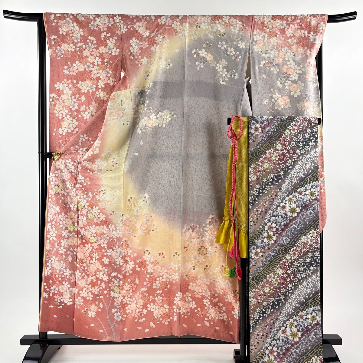 美品】 振袖 身丈158cm 裄丈67cm M 袷 袋帯フルセット やまと 桜 桜の