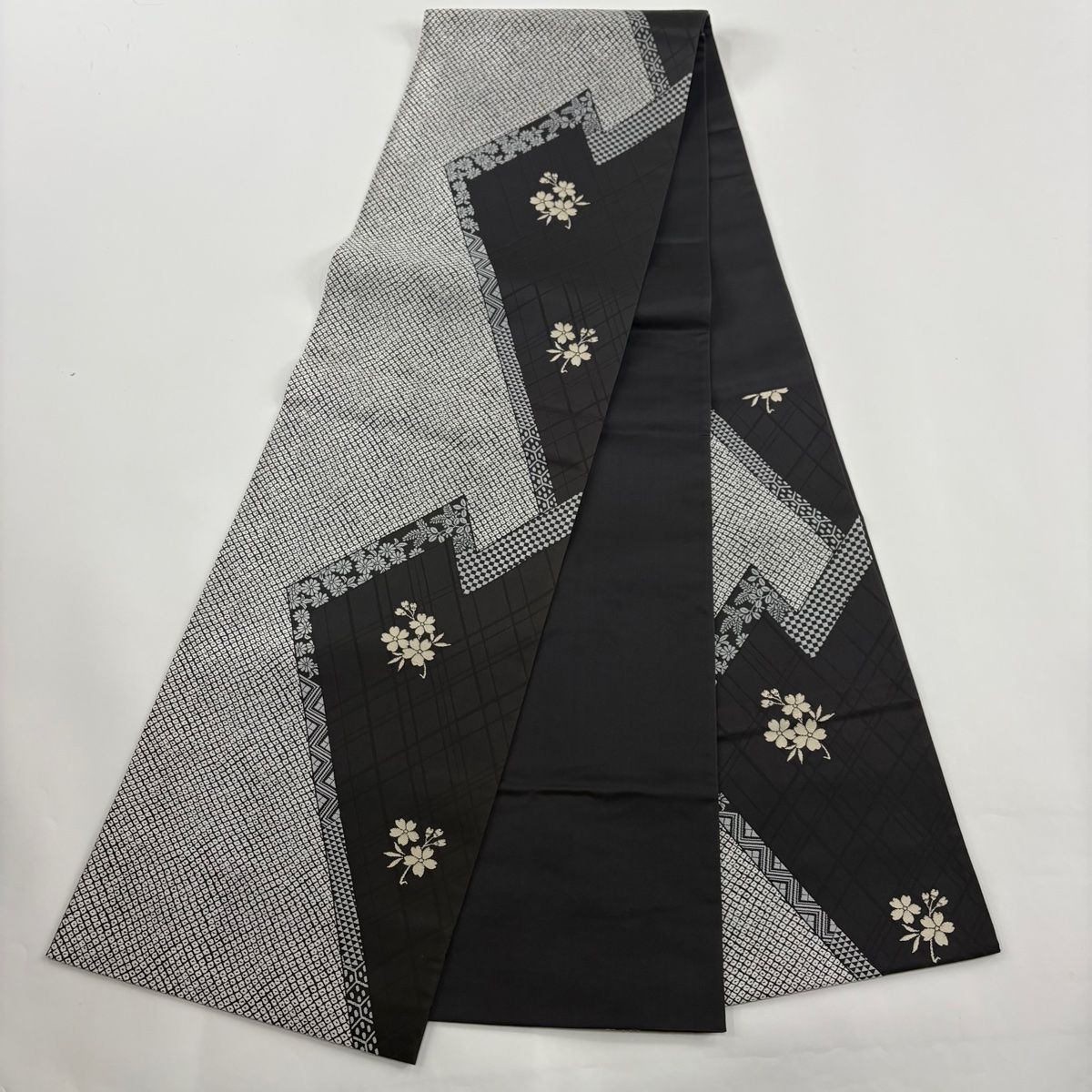  小紋 身丈167 cm 裄丈66 5 M 袷 袋帯セット 花丸文 地紋 灰緑 正絹 秀品 小紋 着物