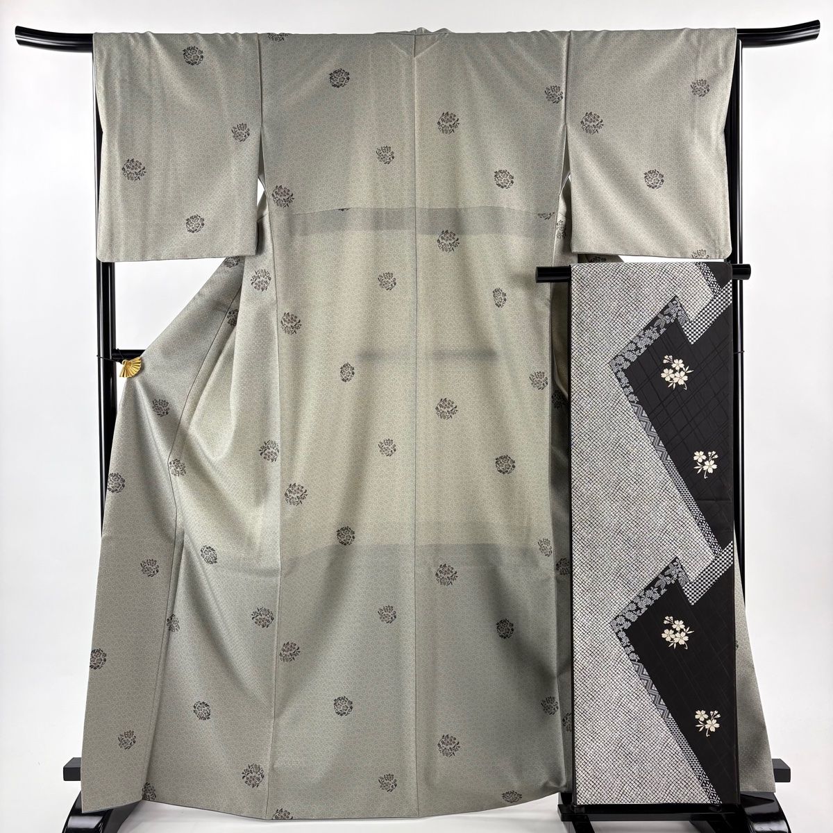 小紋 身丈167 cm 裄丈66.5 M 袷 袋帯セット 花丸文 地紋 灰緑 正絹 秀品
