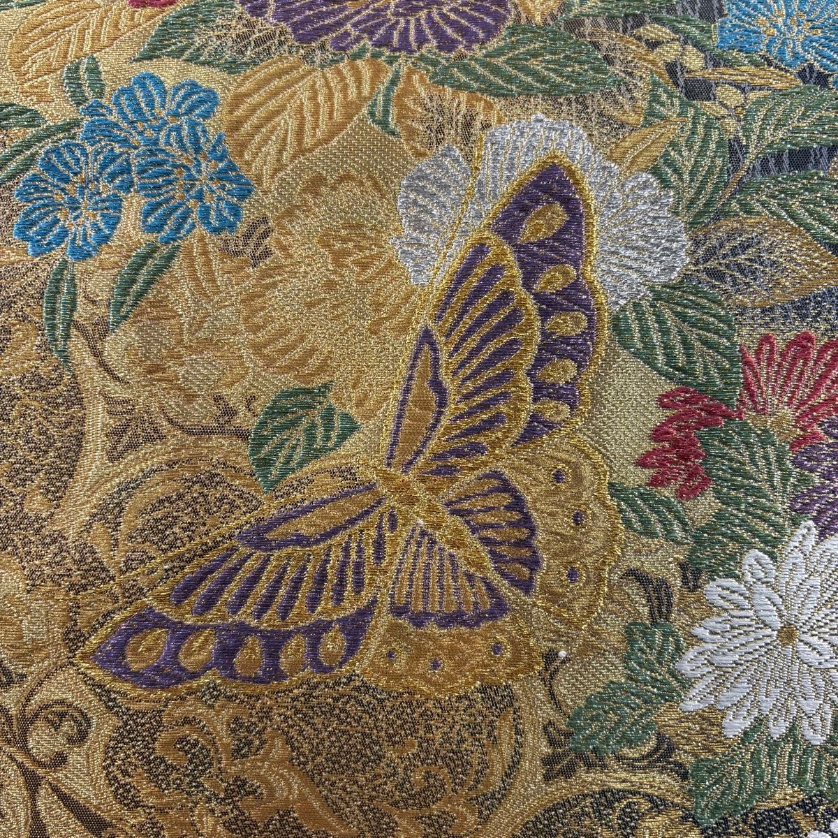 美品】 袋帯 秀品 長尺織 西陣 蝶 草花 金銀糸 箔 金色 六通 正絹