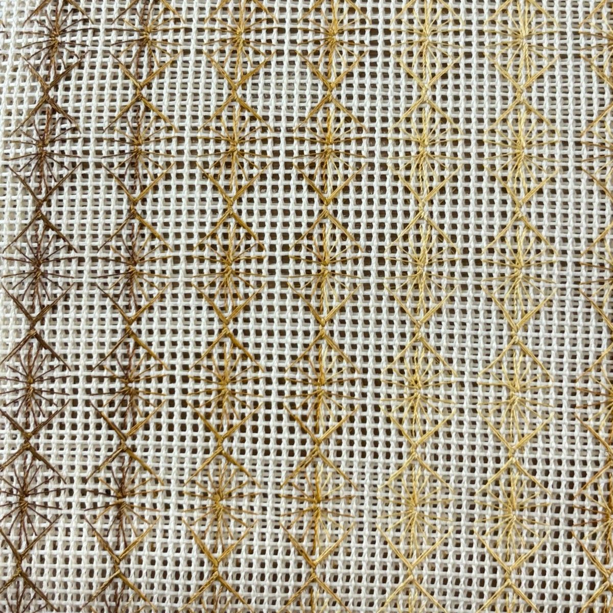 美品】 名古屋帯 秀品 八寸名古屋帯 松葉仕立て 夏帯 菱 幾何学