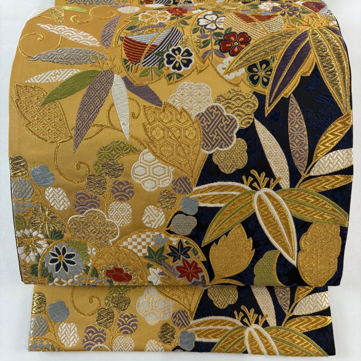 袋帯 秀品 桐竹鳳凰文 金糸 唐織 黄土色 六通 正絹 【中古】 - メルカリ