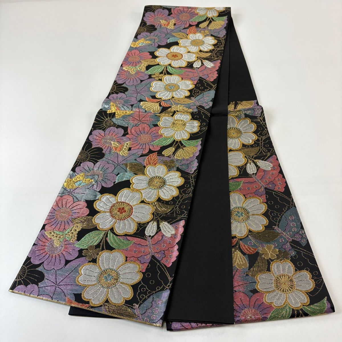 美品】 袋帯 秀品 振袖向き 桜 蝶 金銀糸 箔 黒 六通 正絹 【中古