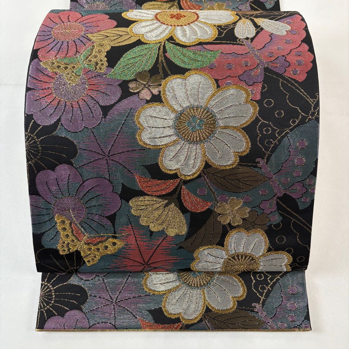 美品】 袋帯 秀品 振袖向き 桜 蝶 金銀糸 箔 黒 六通 正絹 【中古