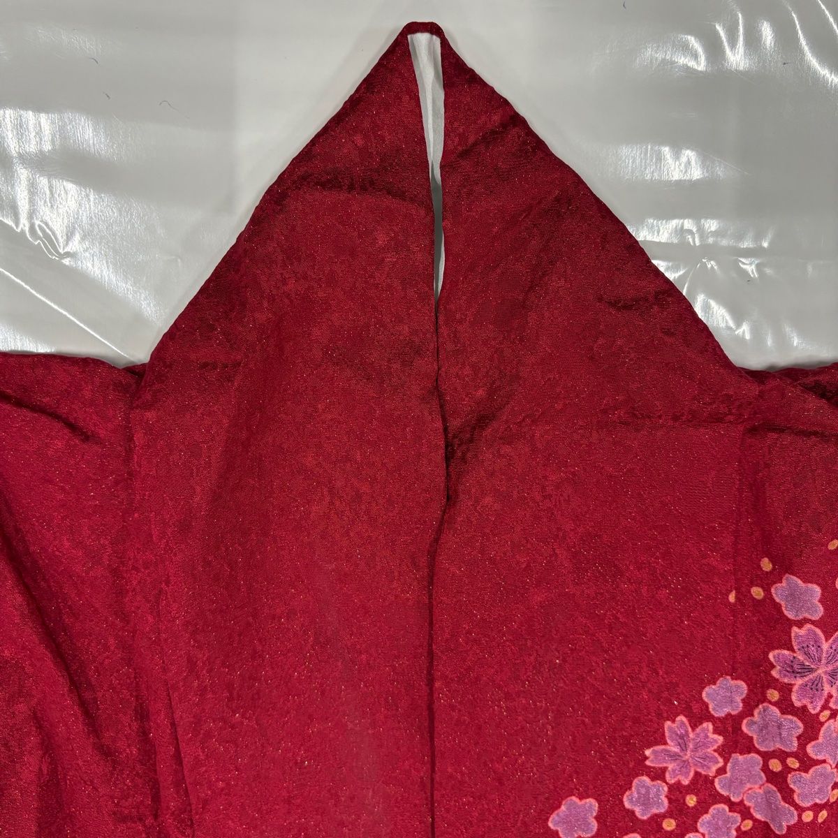  振袖 身丈160 5 cm 裄丈63 S 袷 桜 流水 金通し 絞り 赤 正絹 秀品 振袖 着物