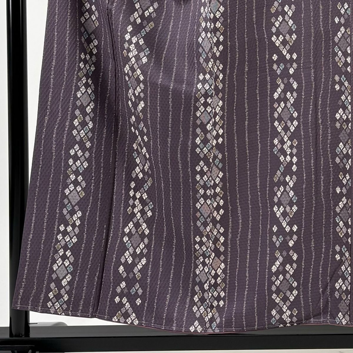 小紋 身丈155.5 cm 裄丈64 M 袷 幾何学模様 縦縞 紫 正絹 秀品