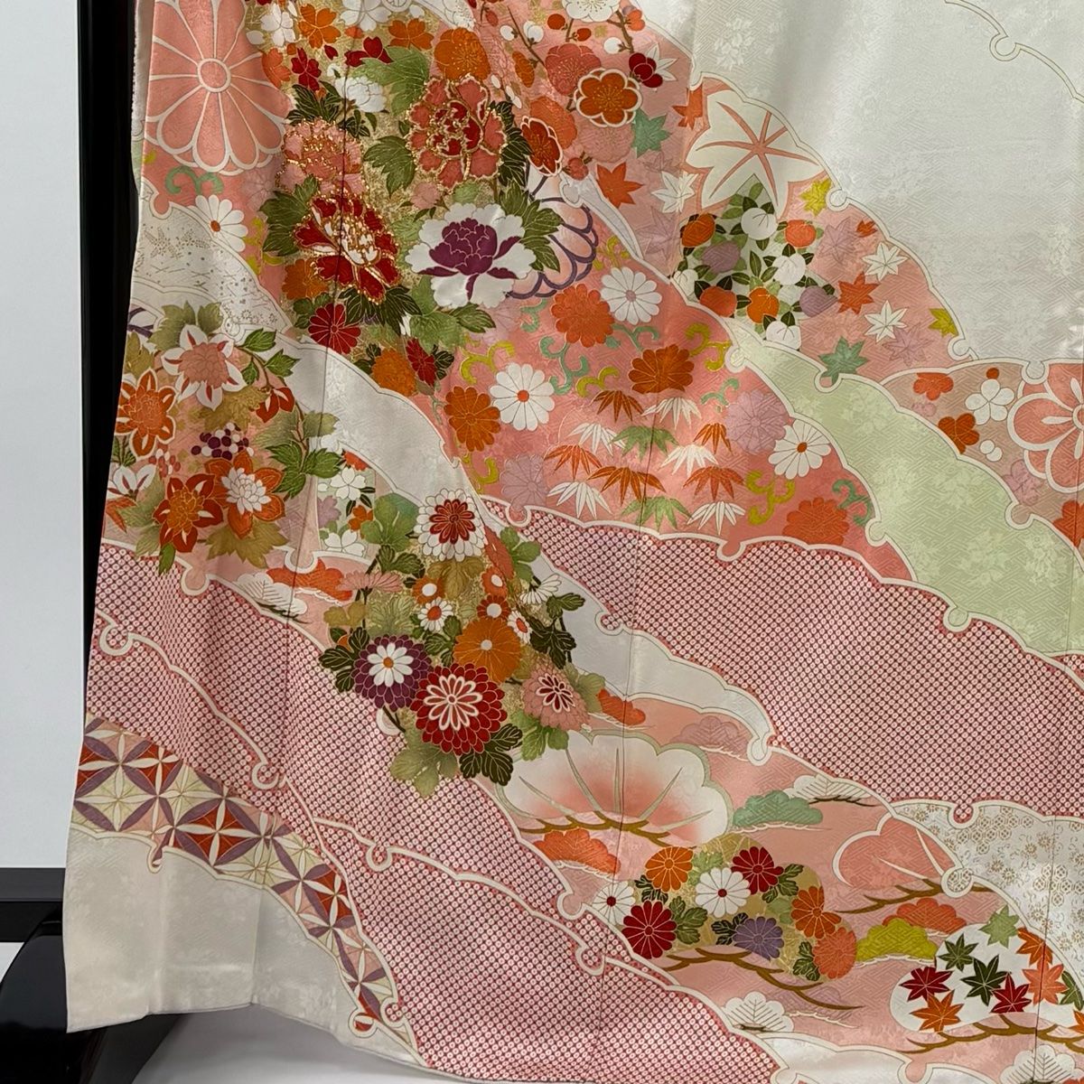 振袖 身丈169.5 cm 裄丈70 L 袷 花丸文 松竹梅 金糸 金彩 クリーム 正絹 秀品