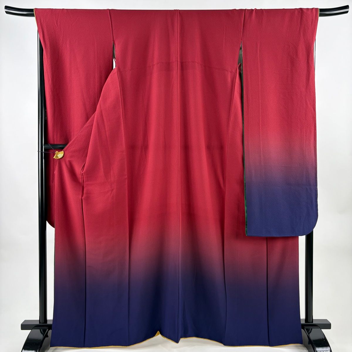 振袖 身丈166 5 cm 裄丈69 L 袷 ぼかし柄 縮緬 えんじ色 正絹 秀品