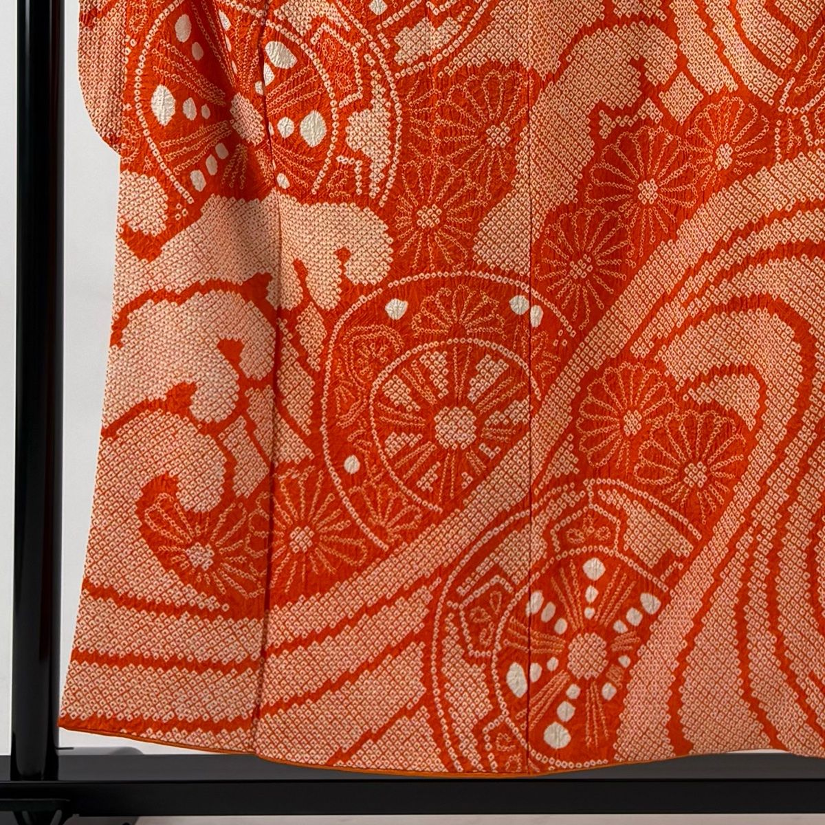 振袖 身丈154.5 cm 裄丈62.5 S 袷 源氏車 波頭 絞り オレンジ 正絹 秀品
