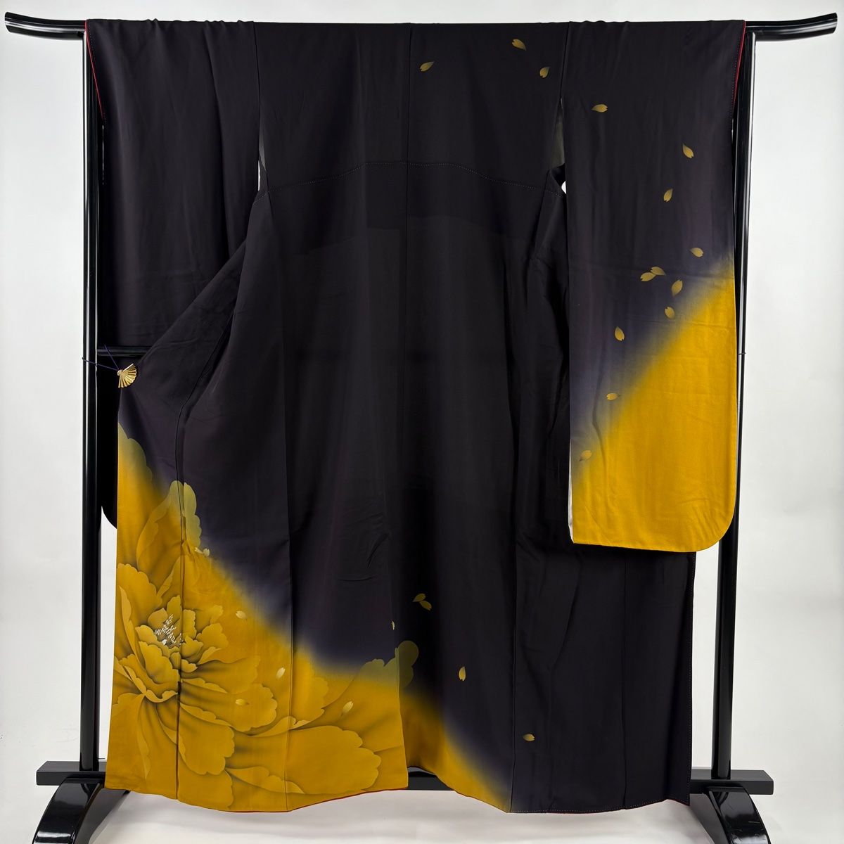 振袖 身丈157 5 cm 裄丈67 M 袷 牡丹 金彩 ぼかし 墨色 正絹 秀品