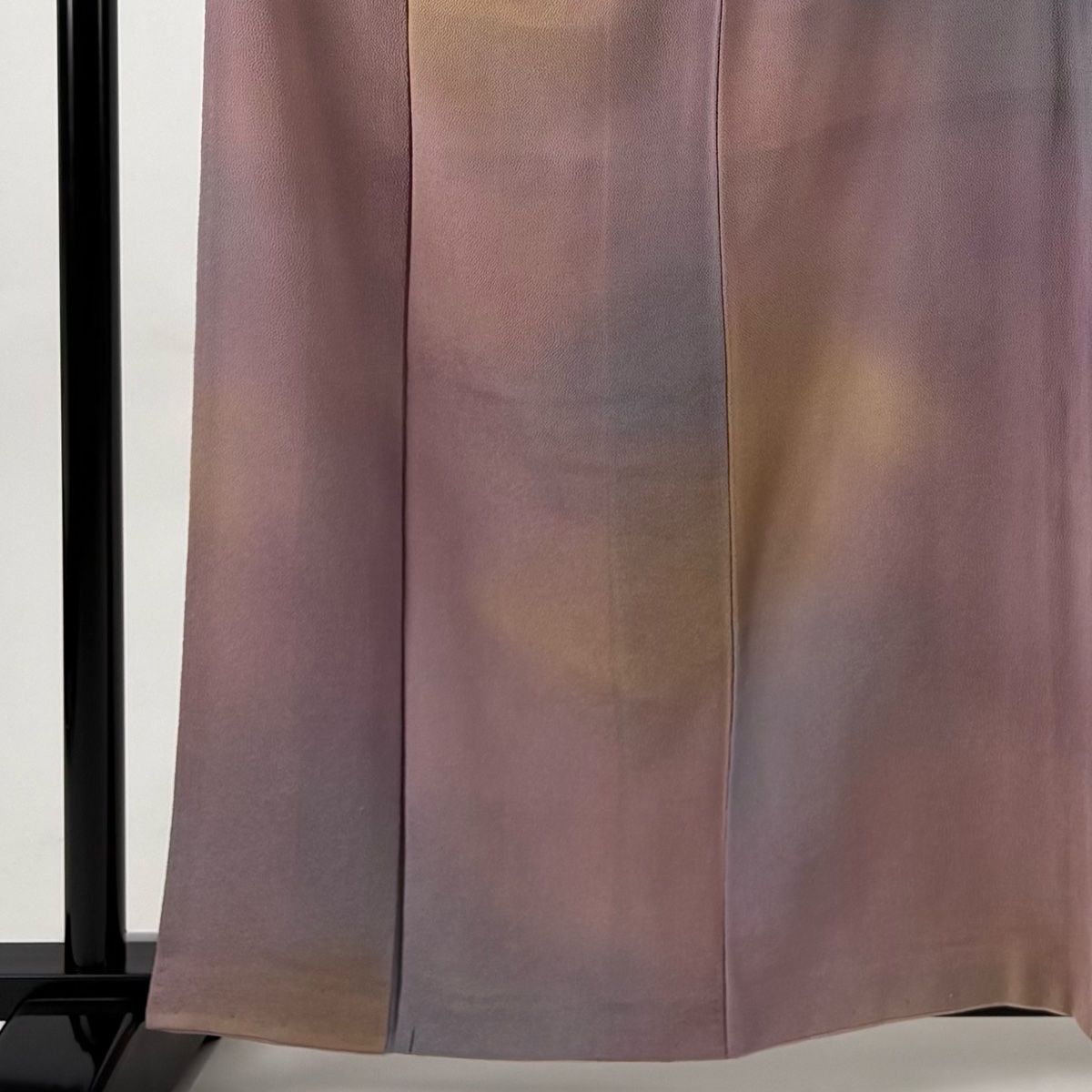 小紋 身丈161 cm 裄丈63 S 袷 斉藤三才 落款 ぼかし柄 縮緬 灰紫 正絹 秀品