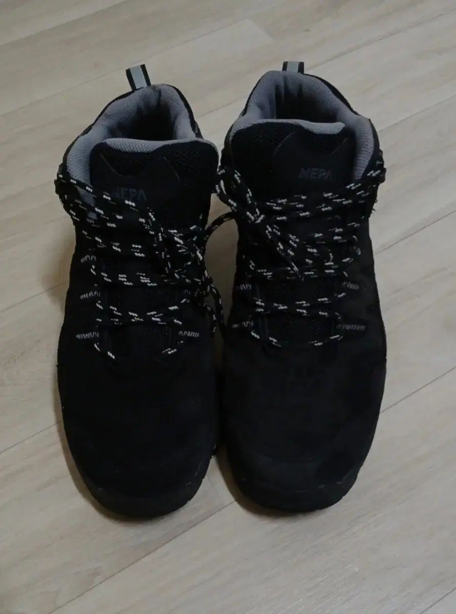 メンズシューズ NEPA オールブラック サンダー 兼 冬 スニーカー