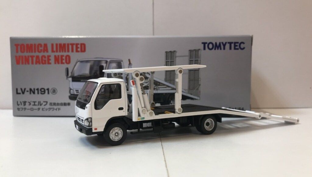 トミーテック TOMICA LIMITED VINTAGE NEO いすゞ エルフ 花見台自動車