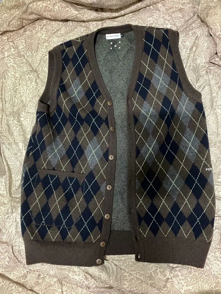 ポップトレーディングカンパニー ベスト ブラウン s