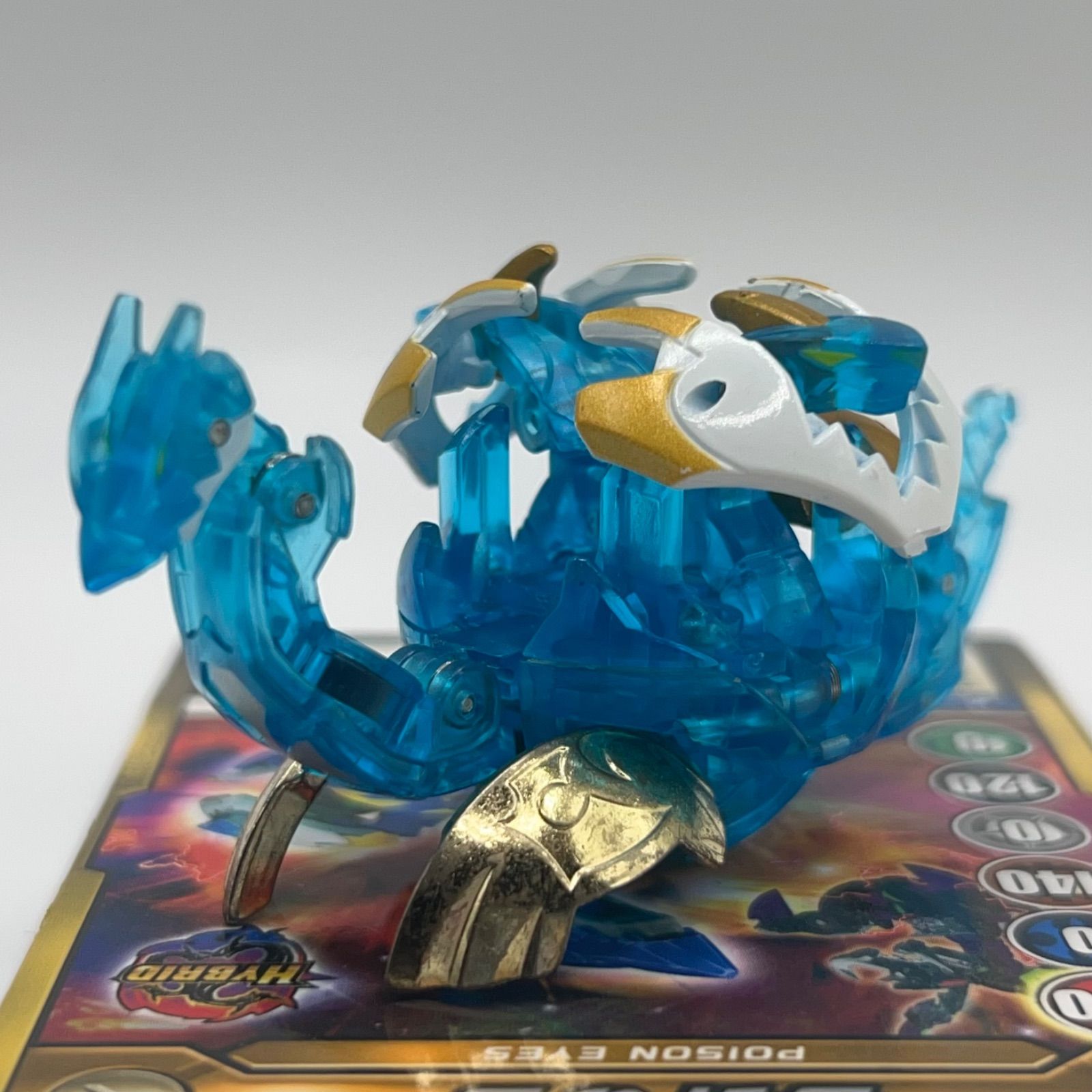 カード付き 爆丸 聖アクアスC 輝レオネスC 翔ファルコC 200G +380G