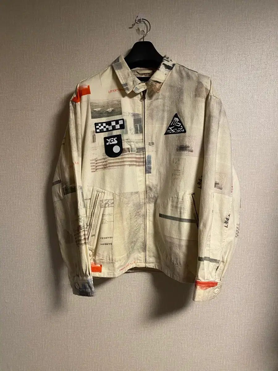 YESEYESEE プリンティング ウォーク ジャケット