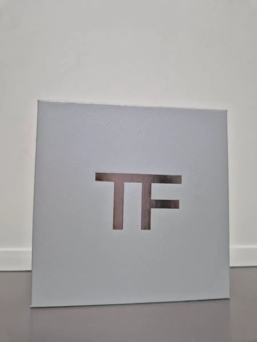 タグ TOM FORD トムフォード DISCOVERY ディスカバリーセット