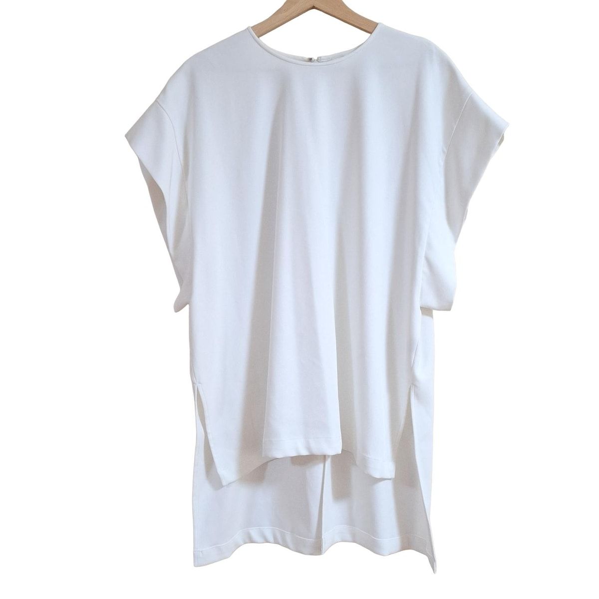 LE PHIL ルフィル チュニック サイズF レディース - 白 クルーネック 半袖