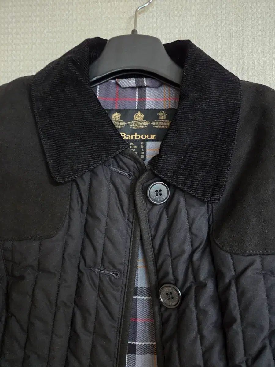 バブアー ブラック キルティング ジャケット コーデュロイ カラ - メルカリ