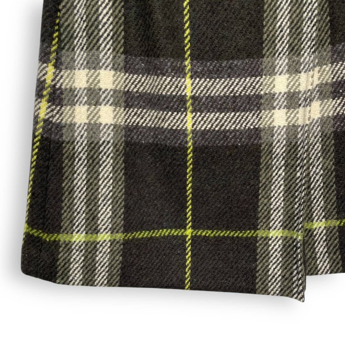 M2595/ Burberry LONDON バーバリー ロンドン ウール チェック