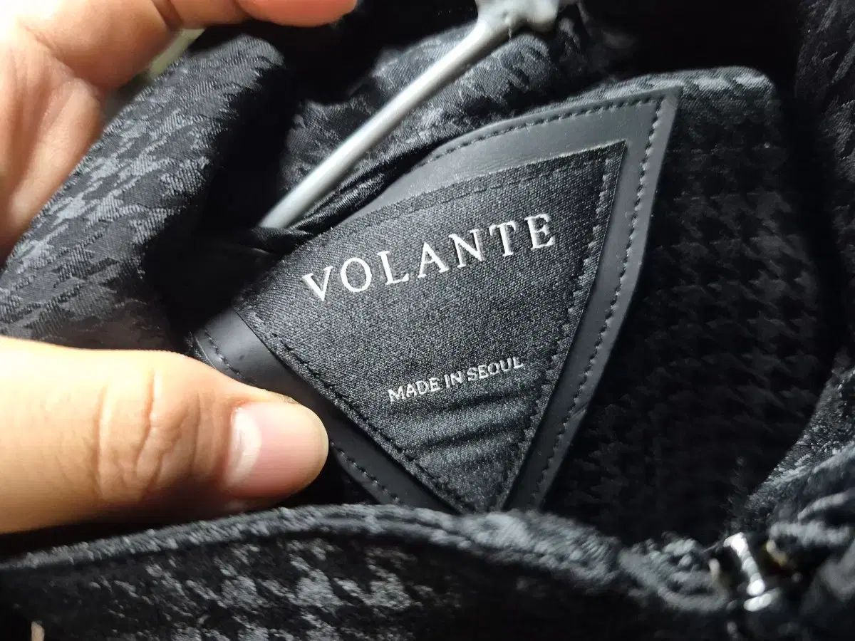 VOLANTE シルク ジップ ジャージ size