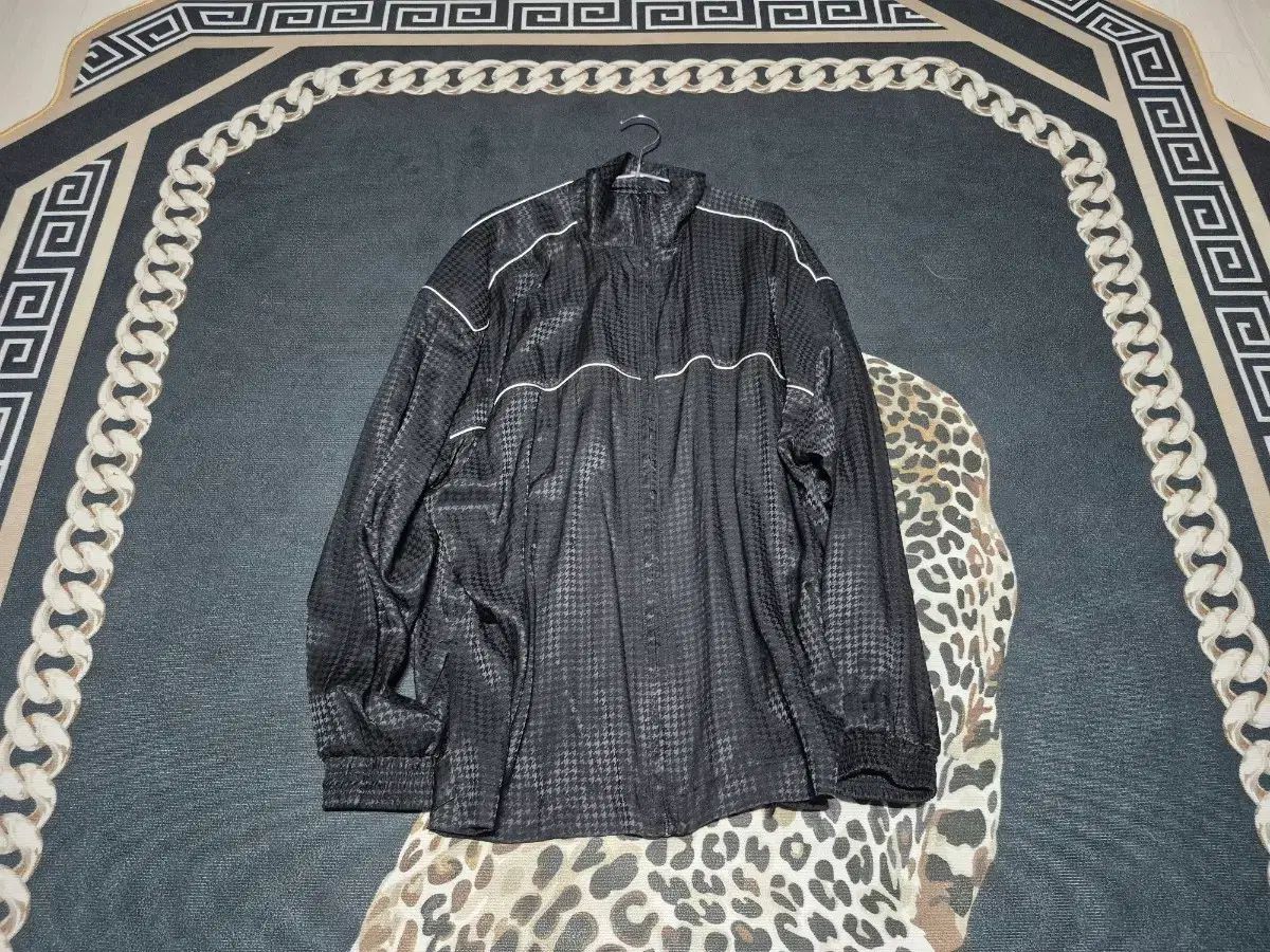 VOLANTE シルク ジップ ジャージ size