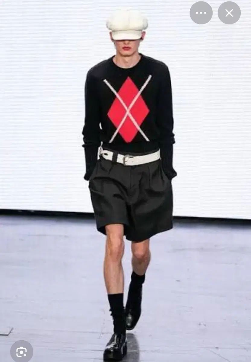 L スティーブン クック ブラック アーガイル セーター