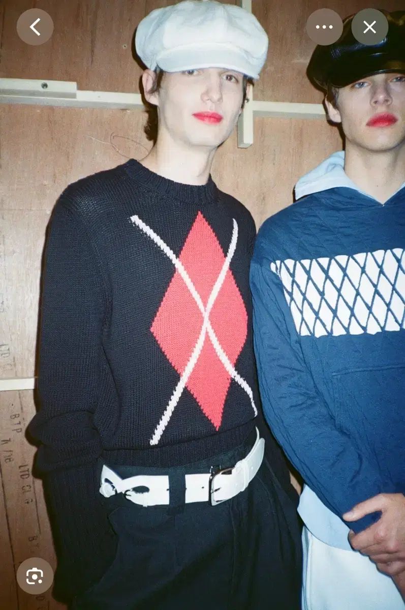 L スティーブン クック ブラック アーガイル セーター