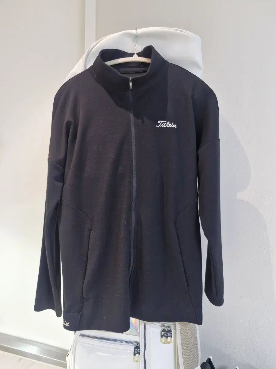 Titleist タイトリスト ゴルフ ブラック 起毛 ジャケット mサイズ