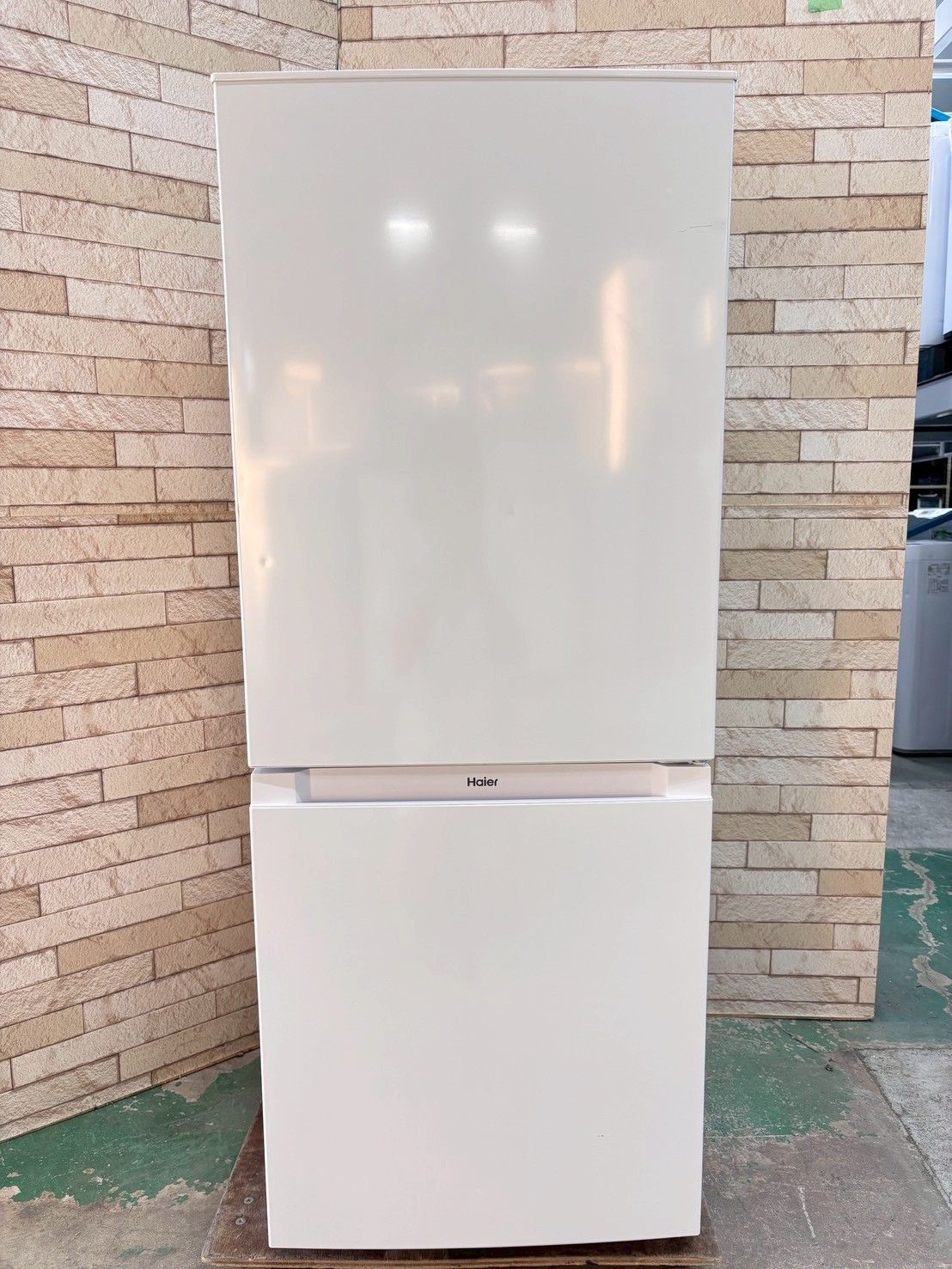 大阪送料無料☆3か月保障付き☆冷蔵庫☆ハイアール☆2ドア☆2023年☆JR