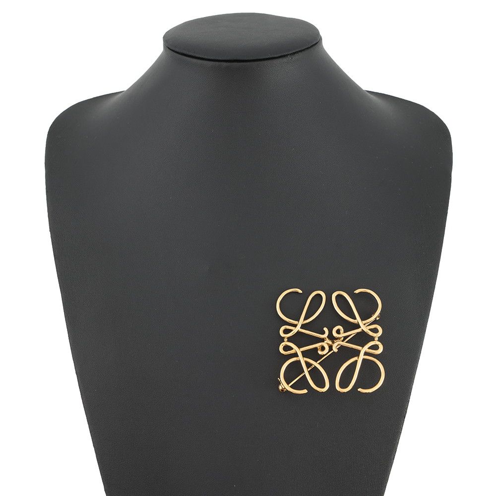 ロエベ ブローチ アナグラム 111.25.020 LOEWE アクセサリー ゴールド