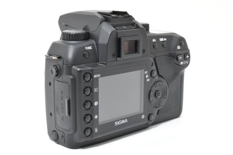 ボディ デジタル一眼カメラ