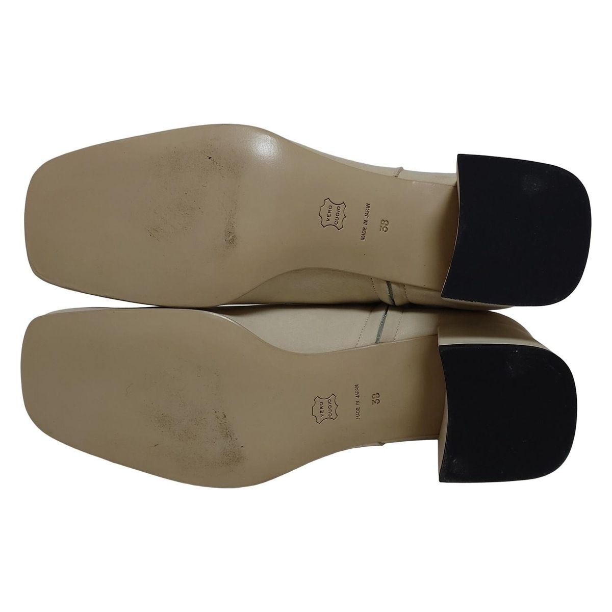 MAISON EUREKA ショートブーツ　新品同様　箱付き レザー　サイズ38 MAISON EUREKA(メゾンエウレカ) ショートブーツ 38 レディース