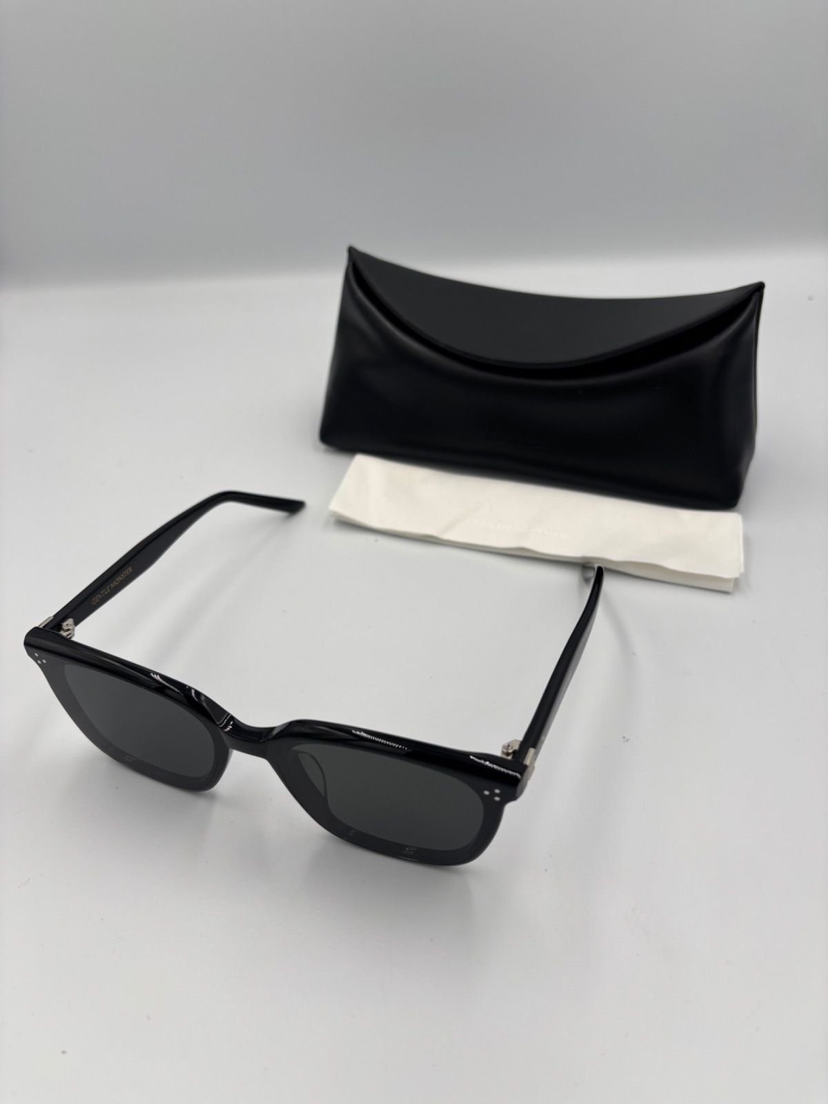 🔳 【GENTLE MONSTER / ジェントルモンスター】BY ROW サングラス