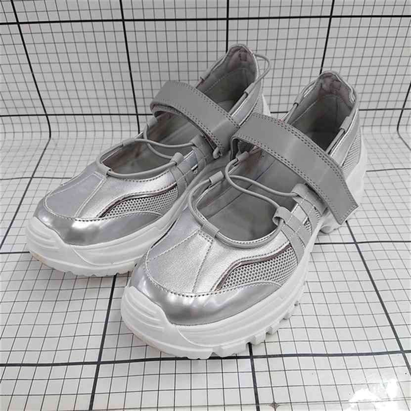 ◇ Θ ページボーイ PAGEBOY 厚底スニーカー シルバー系 レディース M