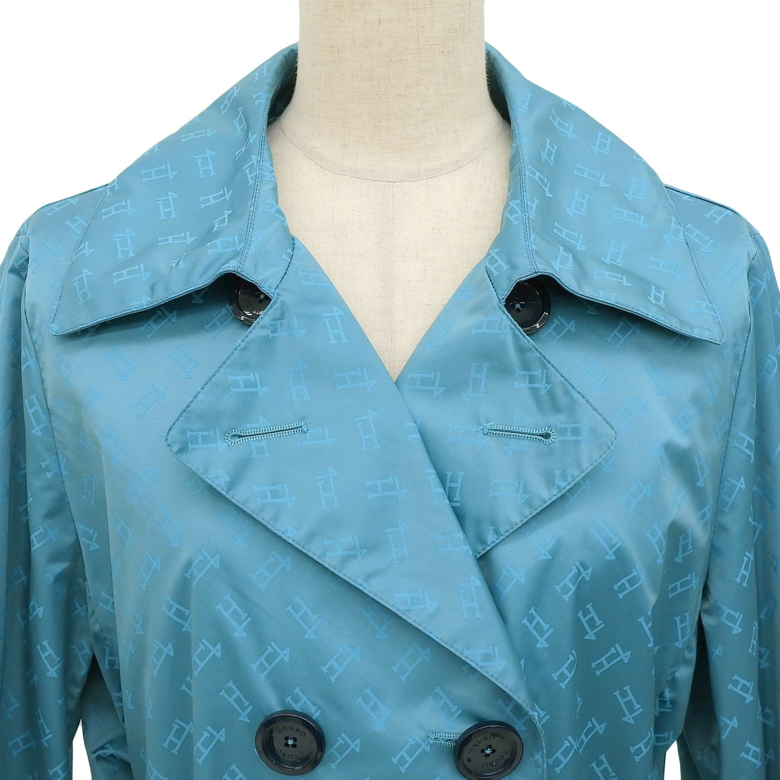 極美品△Herno ヘルノ IM0121D HLモノグラム ロゴボタン ベルト付