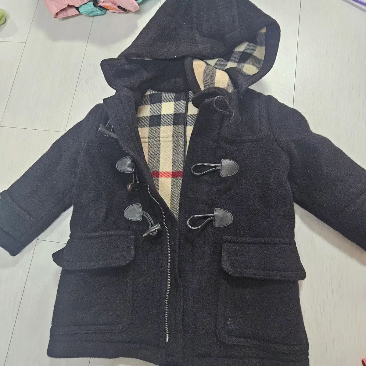 バーバリー キッズ ブラック ダッフル コート