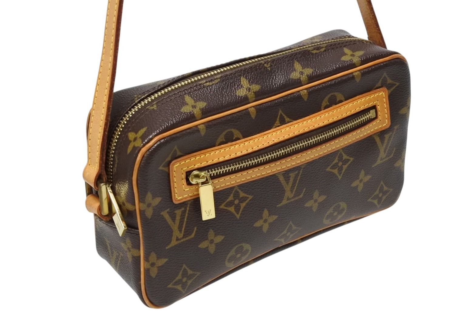 LOUIS VUITTON ルイヴィトン ポシェットシテ ワンショルダーバッグ