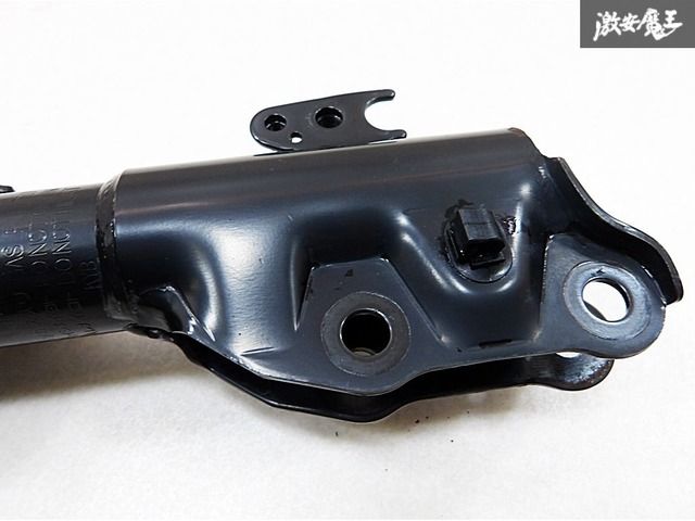 ダイハツ 純正 LA600S タント カスタム サス サスペンション